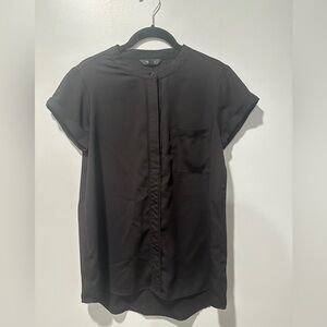 Vera Wang Sleeveless Blouse in Black